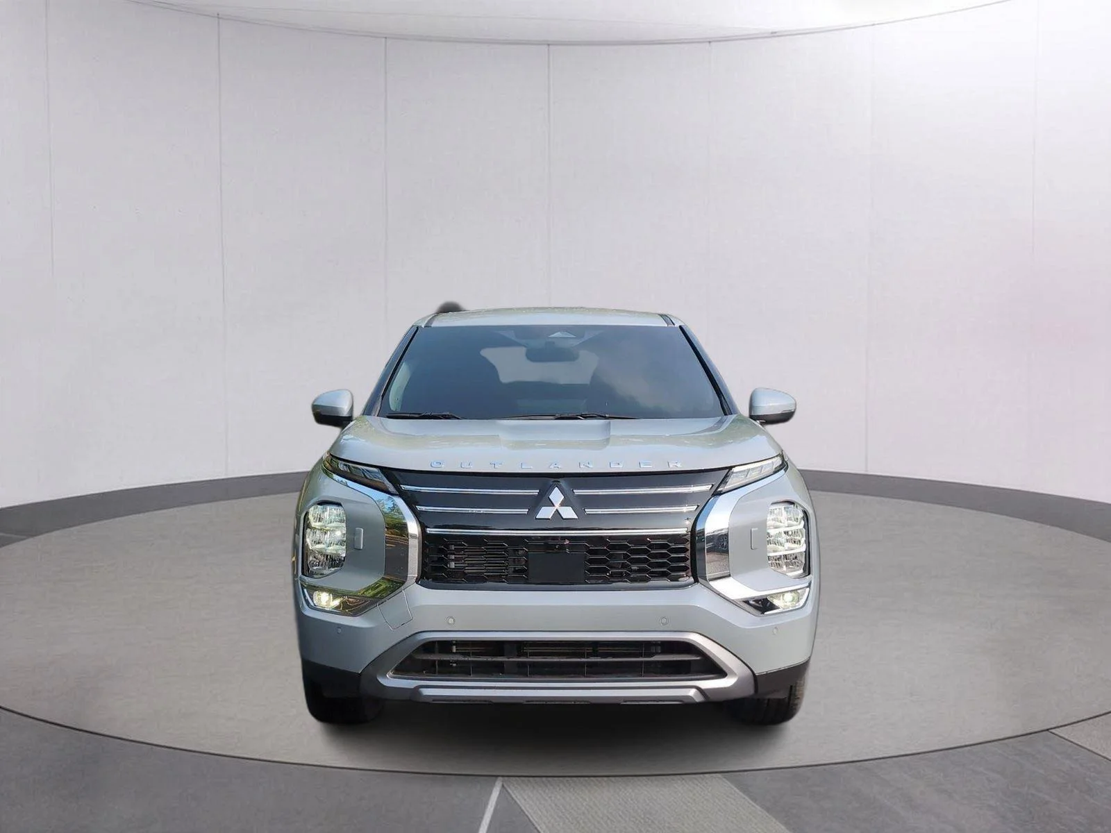 Used 2026  Mitsubishi SE image 9