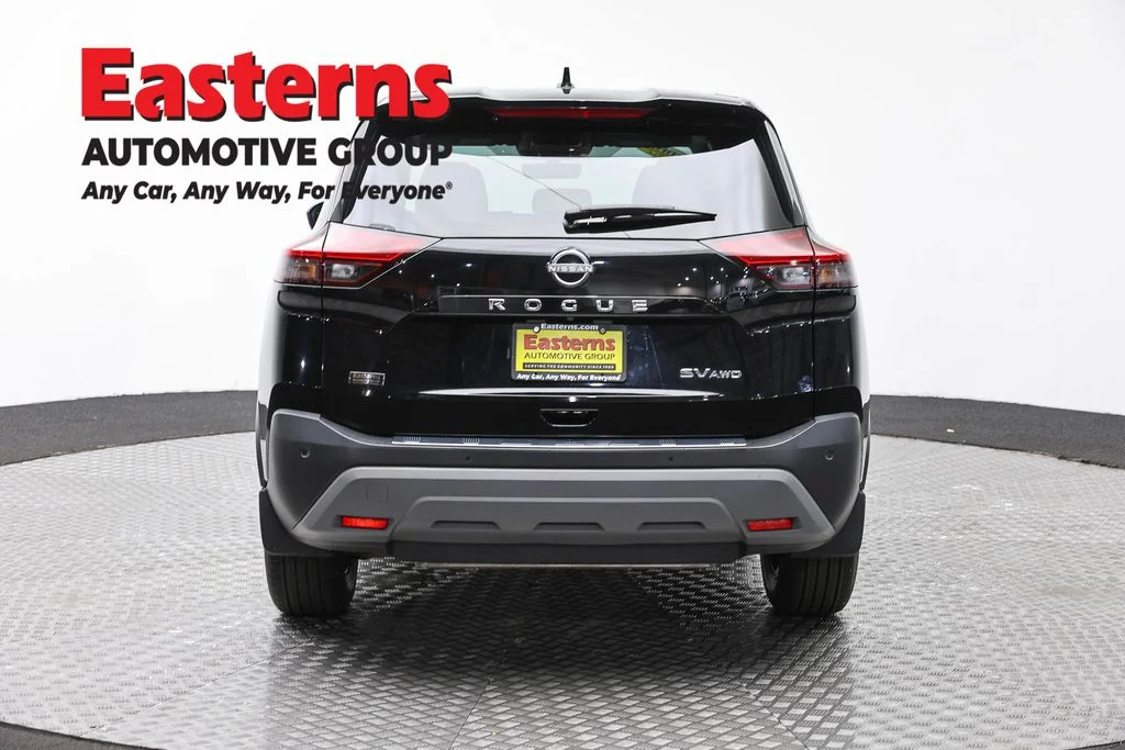 Used 2023 Black Nissan SV image 6