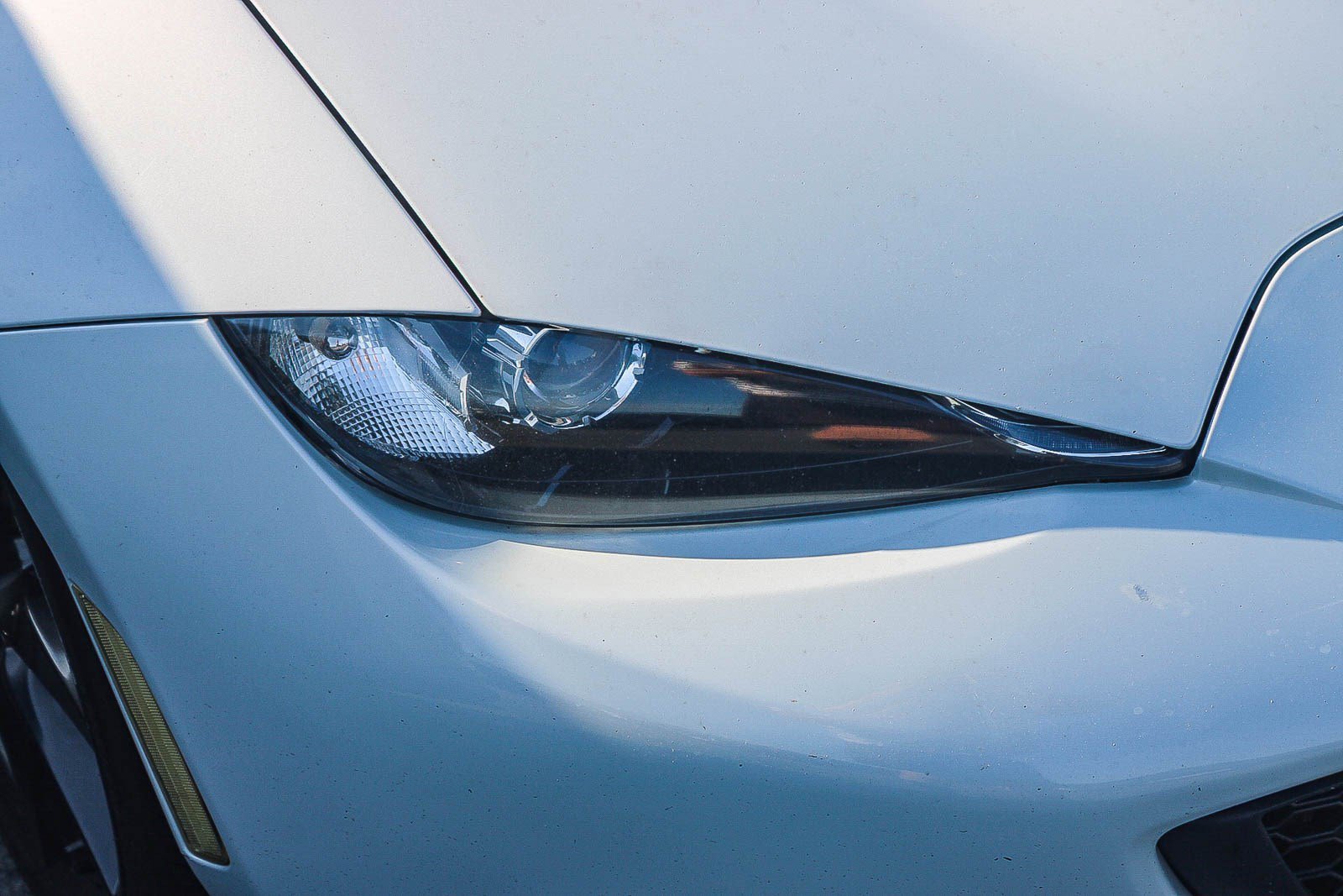 Used 2016 Ceramic Metallic Mazda Club image 2