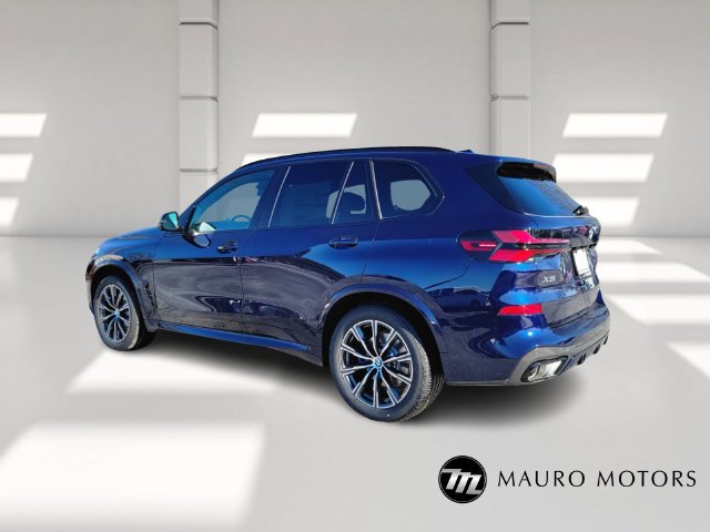 Used 2026 Blue BMW xDrive40i image 5