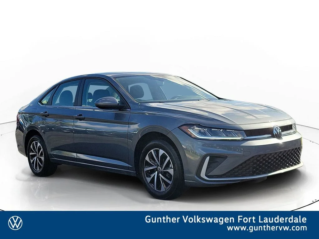 Used 2025 Gray Volkswagen 1.5T S image 1