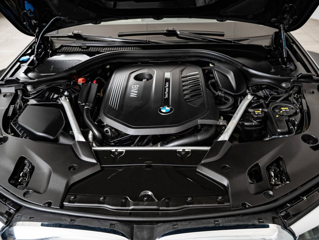 Used 2019 Jet Black BMW 540i image 45