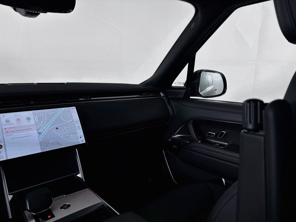New 2026 Santorini Black Land Rover SE image 25