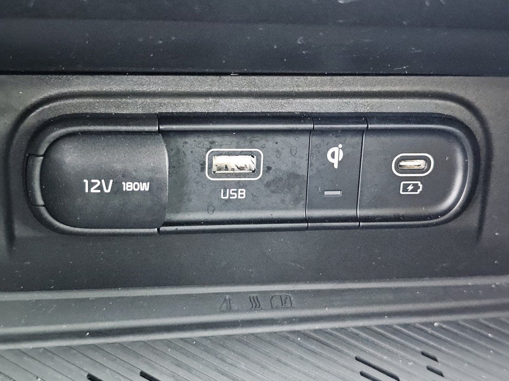 Certified Used 2023 Gravity Gray Kia X-Line image 18