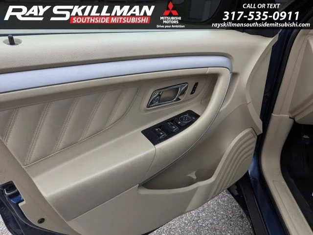 Used 2017 Blue Ford SE image 13