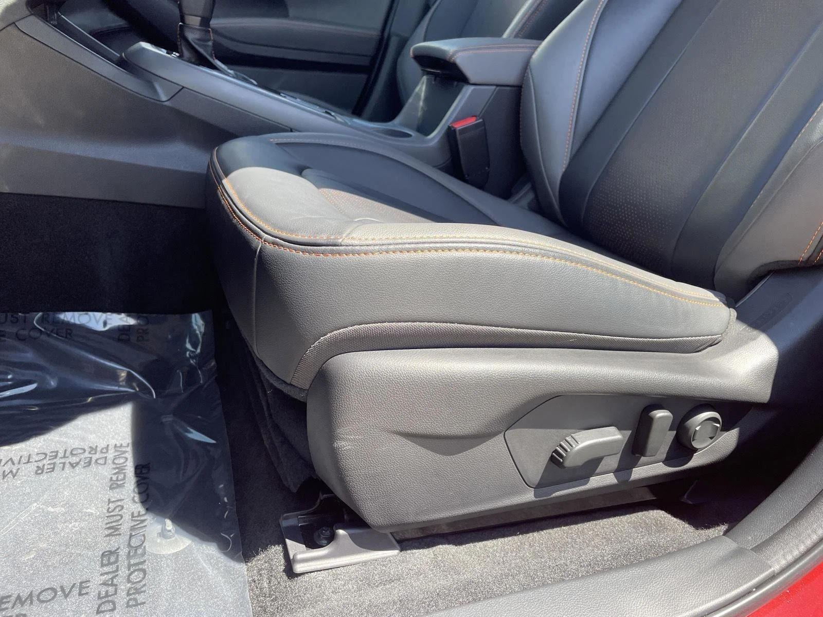 Used 2026 Lithium Red Pearl Subaru Limited image 3