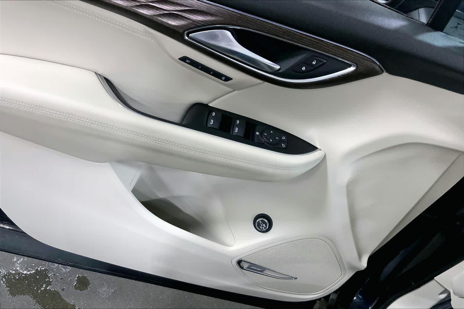 Used 2021 Dark Moon Blue Metallic Buick Avenir image 36