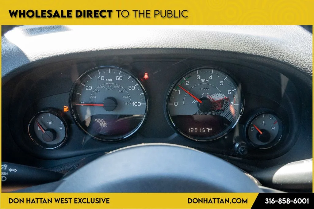 Used 2016 Purple Jeep Unlimited Sahara image 4