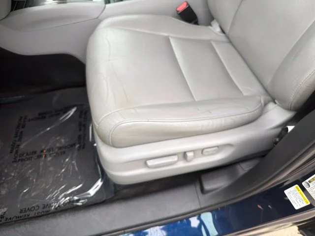 Used 2016  Honda EX-L image 23
