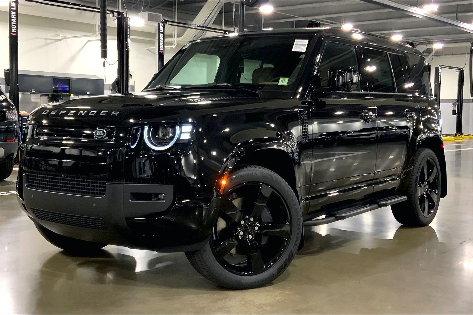2026 Land Rover Defender 110