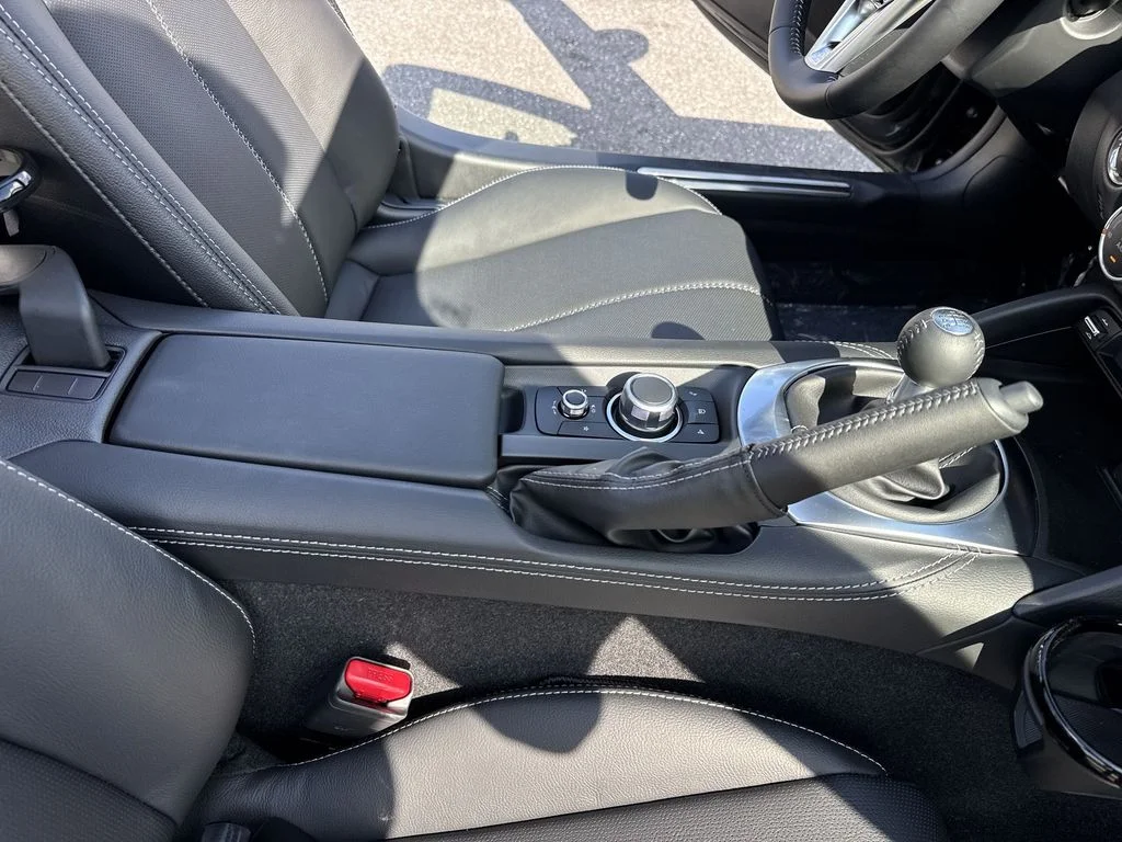 2026 Mazda MX-5 Miata RF Grand Touring - Photo 35