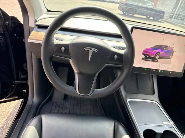 Used 2022 Black Tesla Long Range image 17