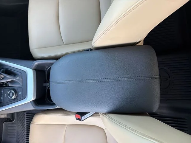 2024 Toyota RAV4 XLE Premium - Photo 25