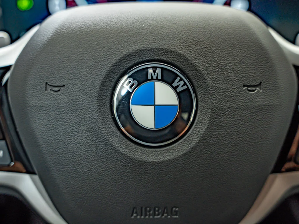 New 2026 Skyscraper Grey Metallic BMW 330i xDrive image 18