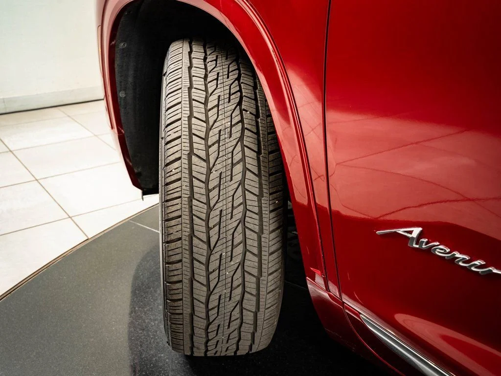 Used 2025 Cherry Red Tintcoat Buick Avenir image 55
