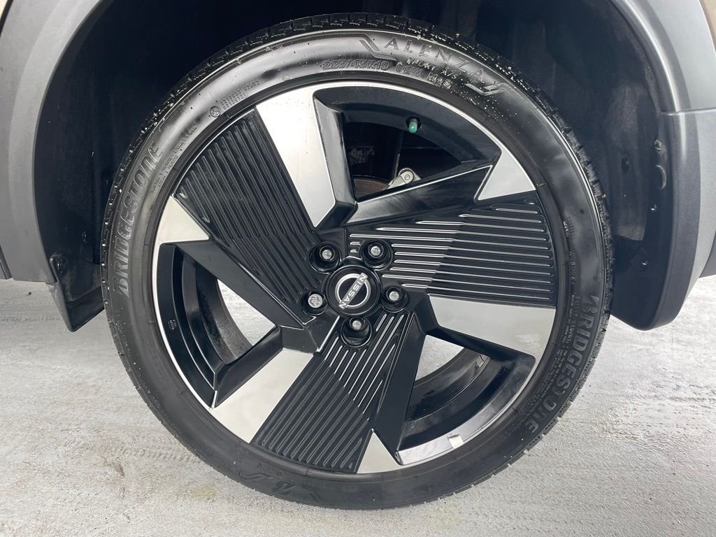 Certified Used 2025 Brown Nissan SR image 18