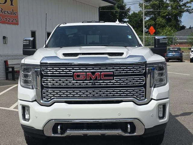 Used 2020 White GMC Denali image 8