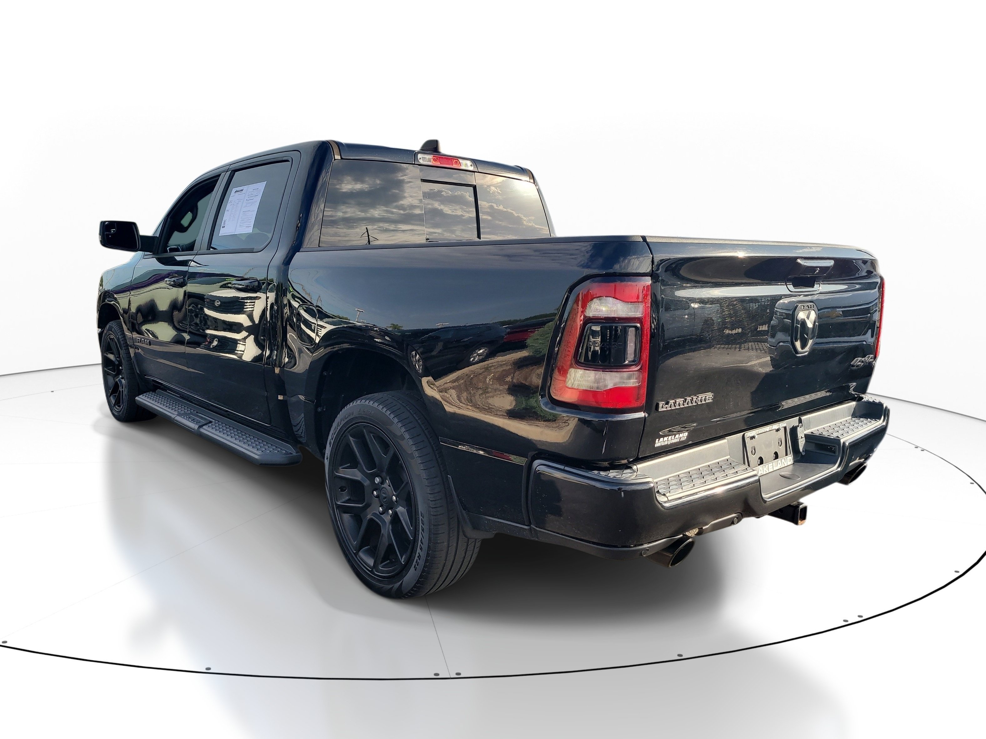 Used 2023 Diamond Black Crystal Pearlcoat Ram Laramie image 6