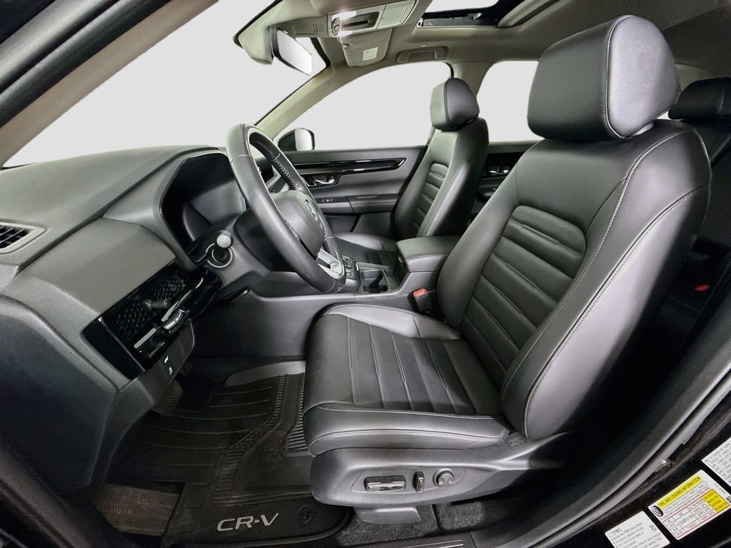 Used 2024  Honda EX-L image 19