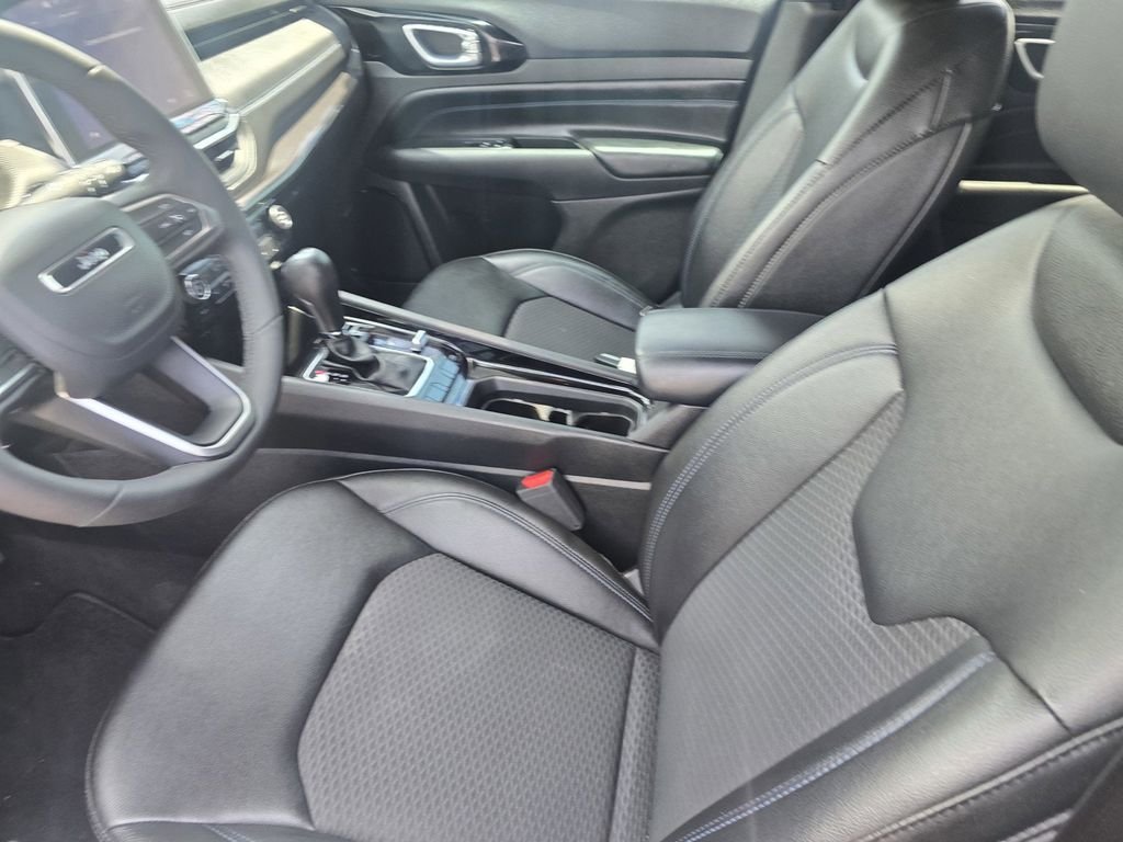 2025 Jeep Compass Latitude - Photo 19