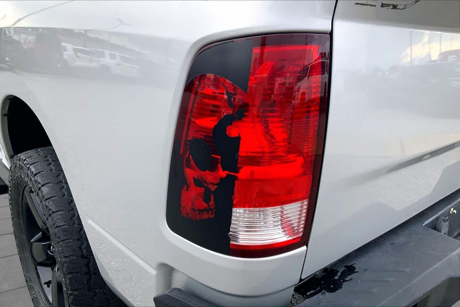 Used 2017 Bright Silver Clearcoat Metallic Ram Express image 25