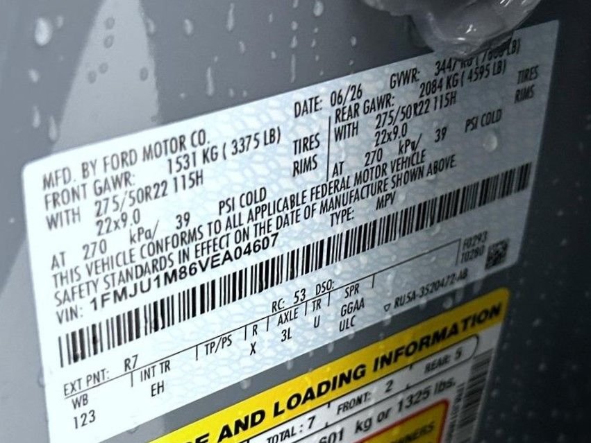New 2027 Glacier Gray Metallic Tri-Coat Ford Platinum image 29