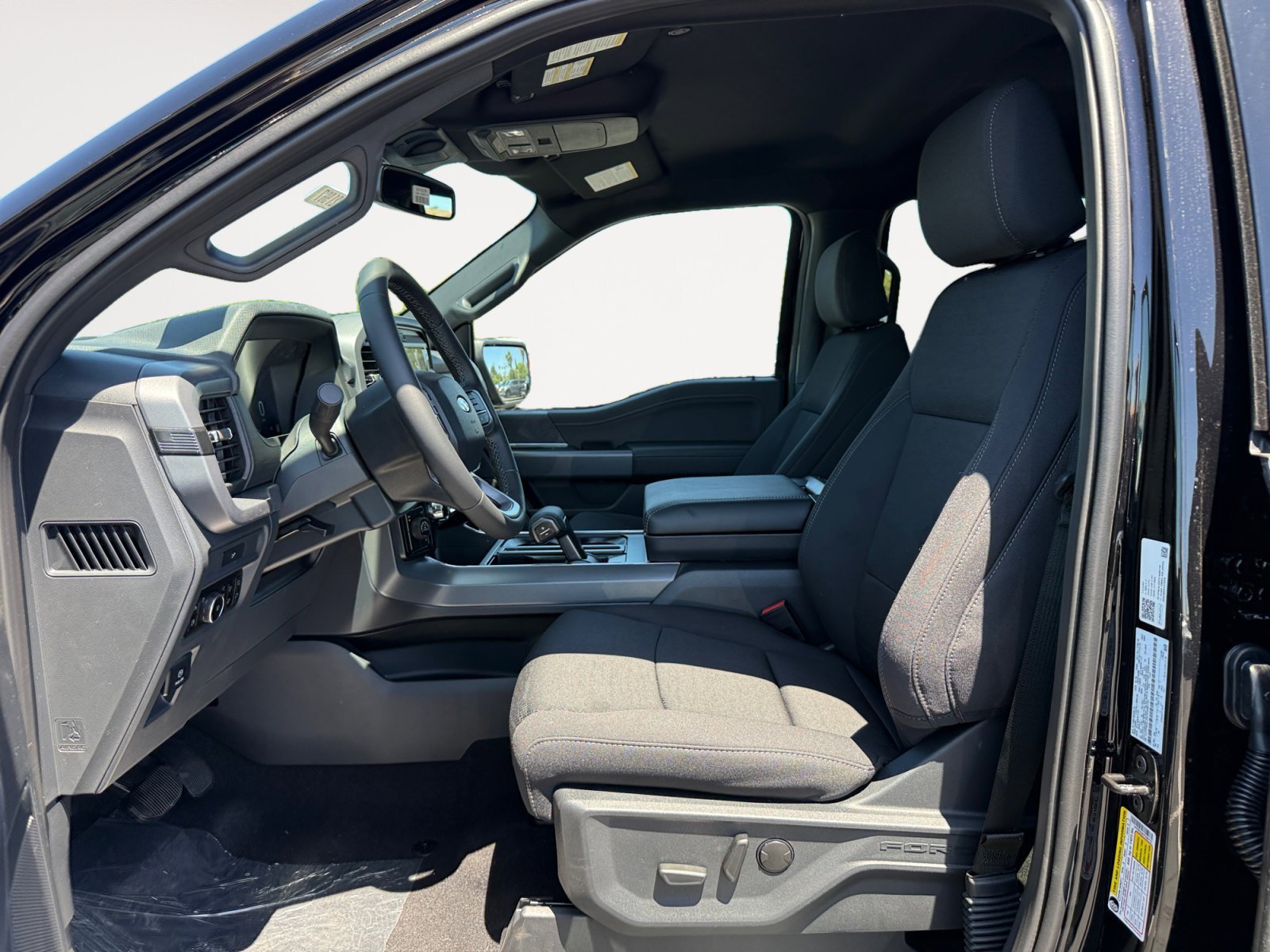 New 2026 Agate Black Metallic Ford XLT Hybrid image 10