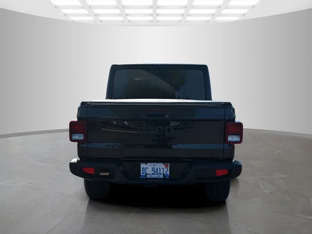 New 2026 Black Clear-Coat Exterior Paint Jeep 85th Anniversary Edition image 6
