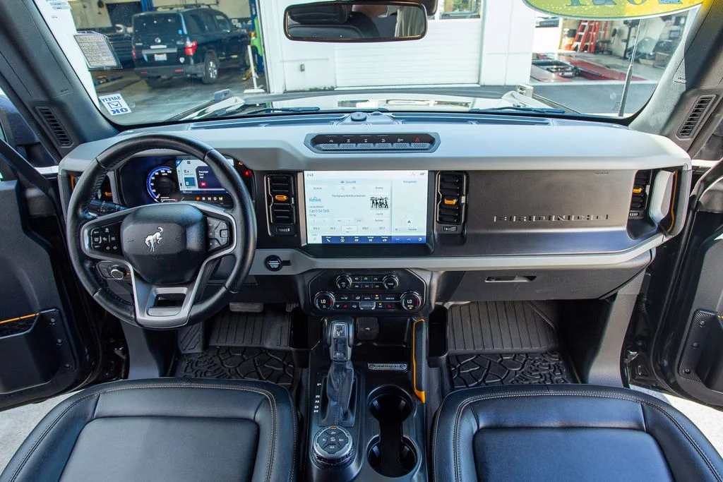 Used 2021 Shadow Black Ford 4WD Badlands image 24