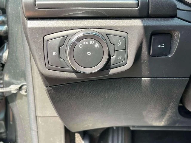 Used 2015 Guard Ford Titanium image 29