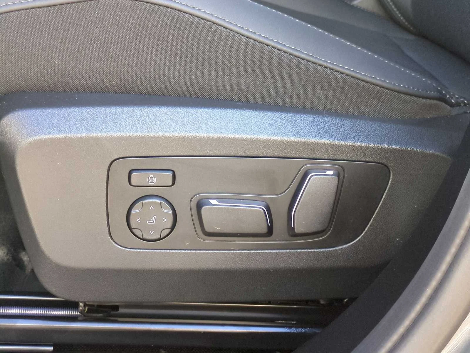 New 2026 Skyscraper Grey Metallic BMW 30 xDrive image 17