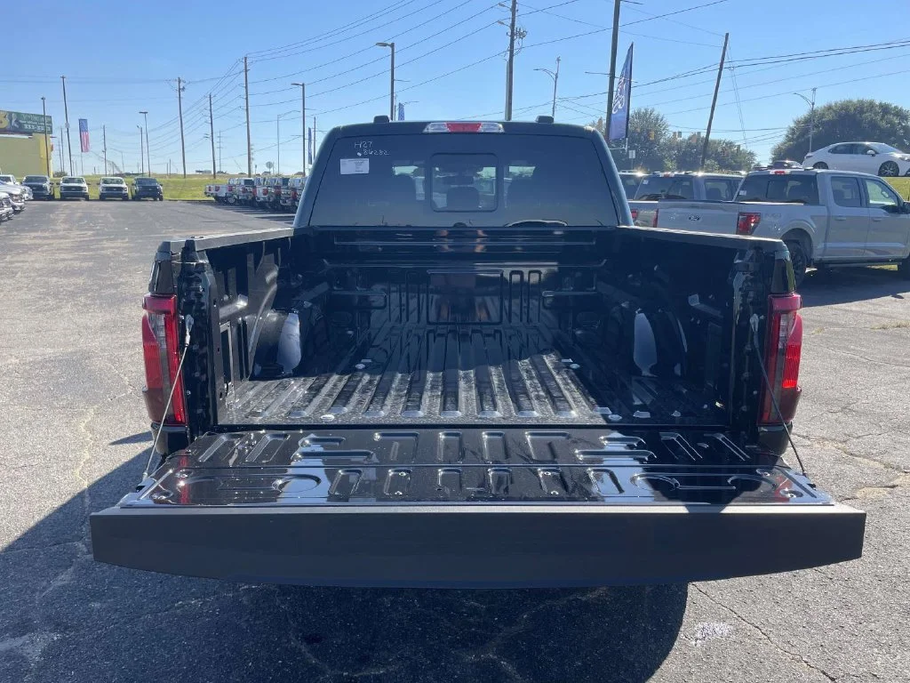 New 2026 Black Ford XLT image 10
