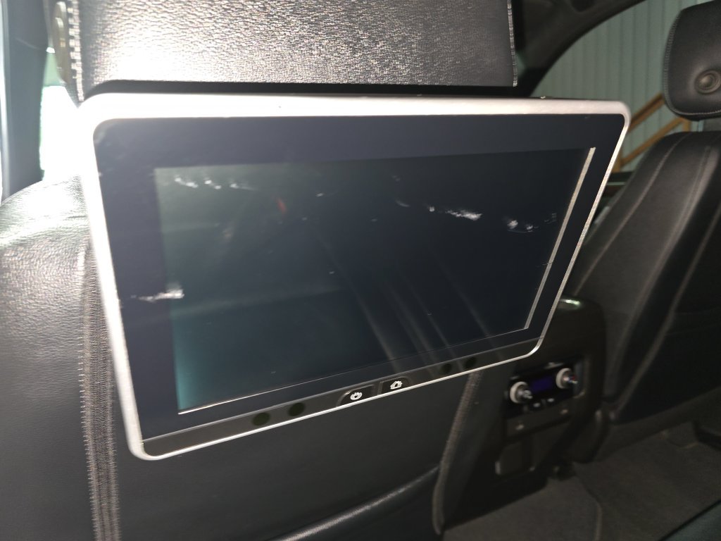 Used 2023 Gray Chevrolet LS image 28