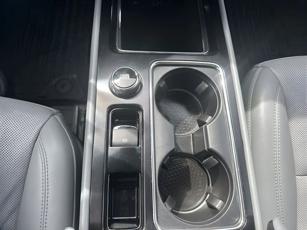 Used 2022 Gray Lincoln Standard image 18