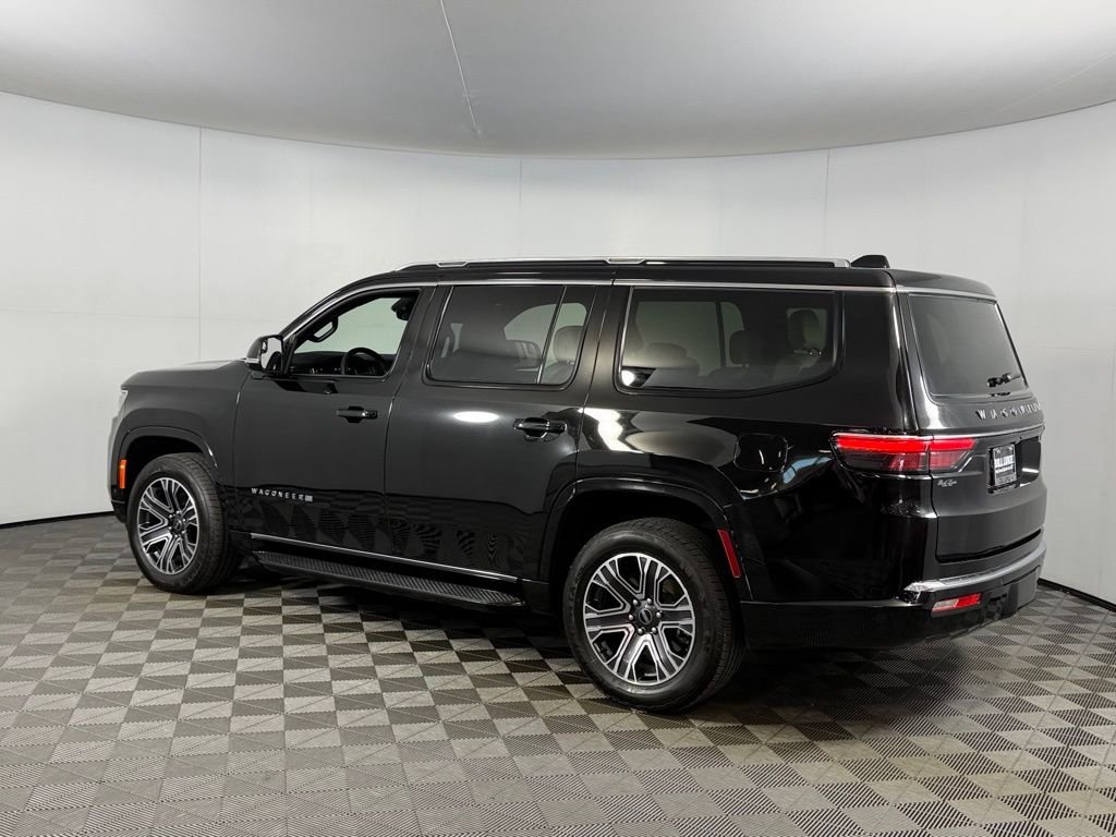 Certified Used 2025 Black Wagoneer Base image 9