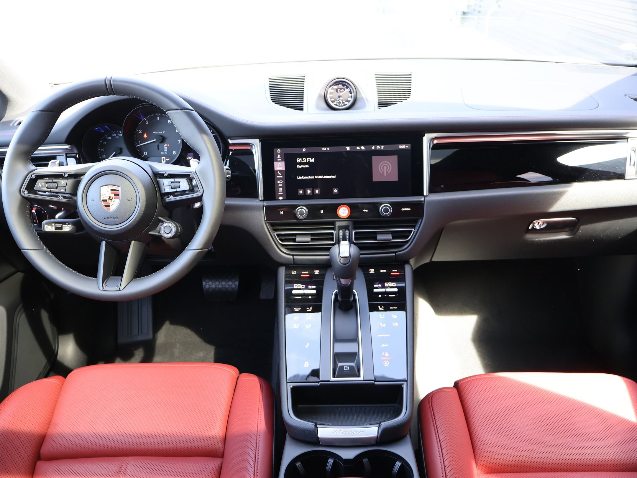 New 2026 White Porsche T image 22