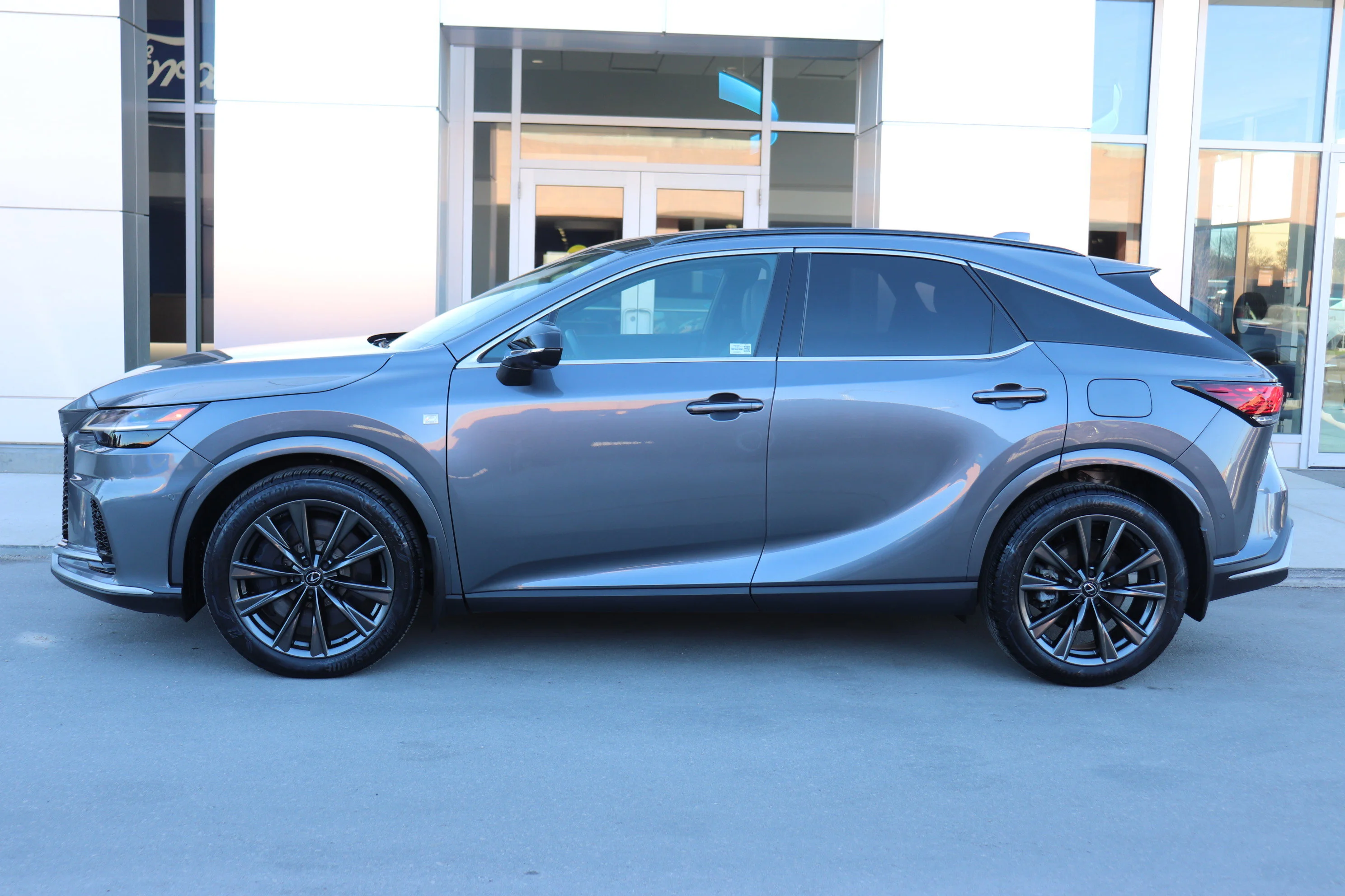 Used 2023 Gray Lexus RX 350 image 3