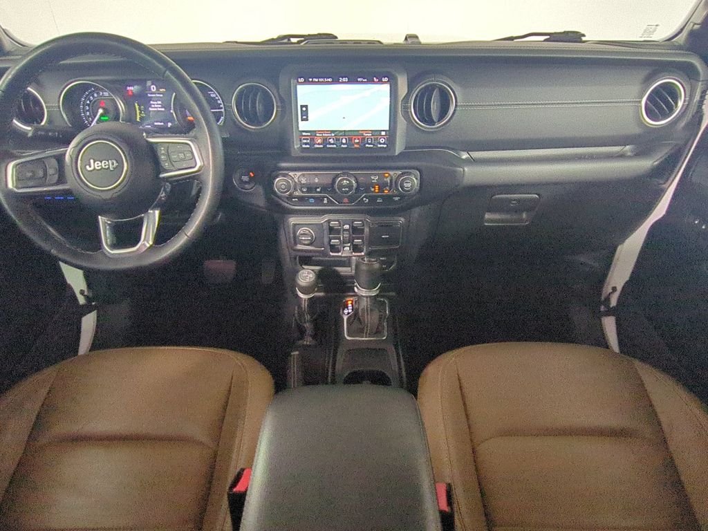2022 Jeep Wrangler Unlimited Sahara 4XE - Photo 17