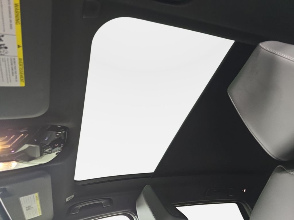 Used 2026 Skyscraper Grey Metallic BMW 30 xDrive image 32