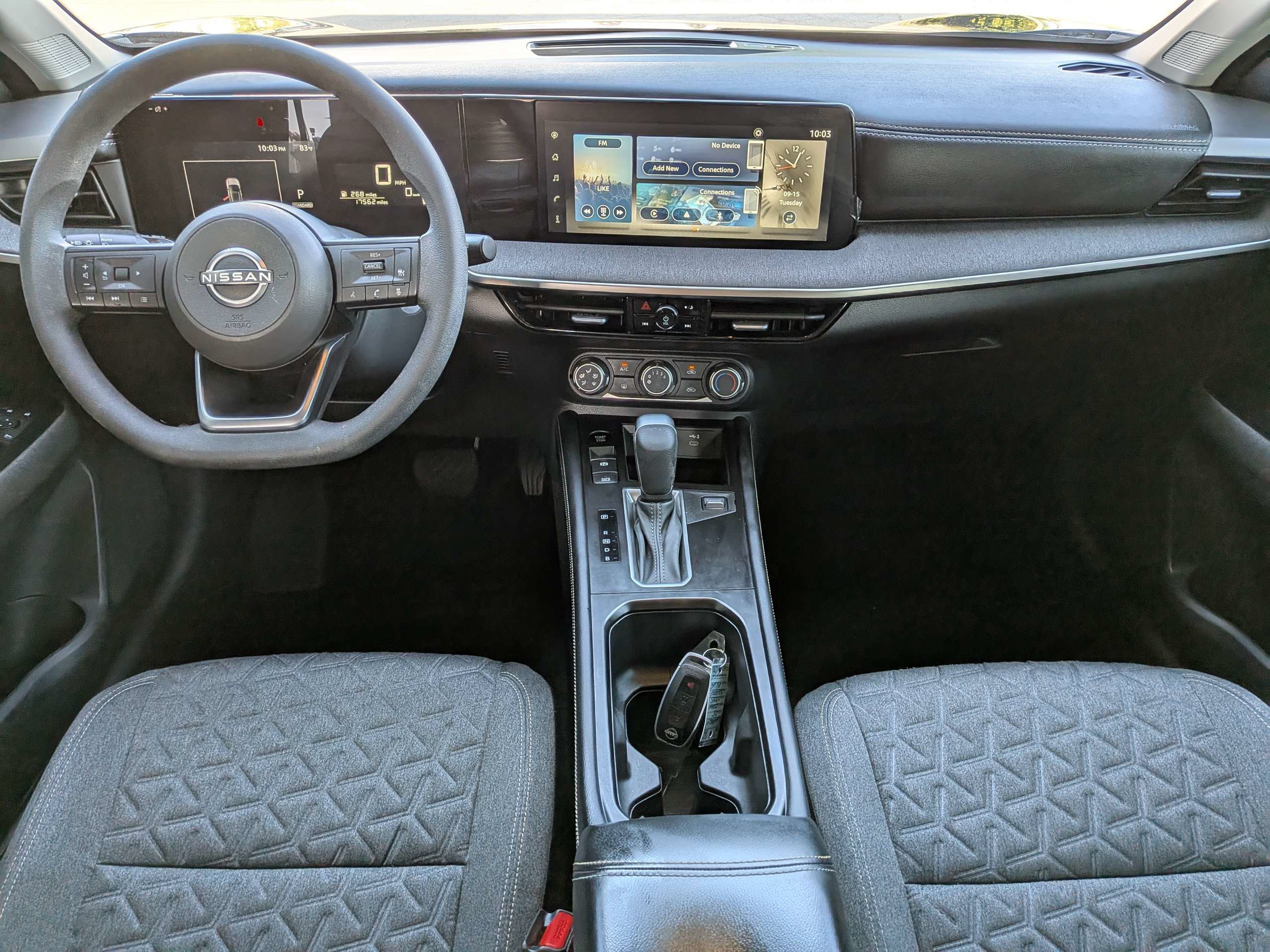 Used 2025 Blue Nissan SV image 9