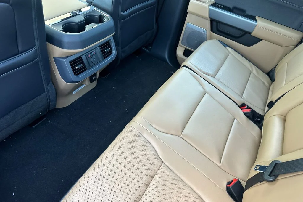 New 2025 Oxford White Ford F-250® Lariat® image 12