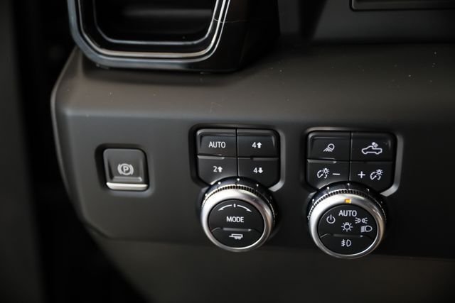 Used 2022 Black GMC AT4 image 12