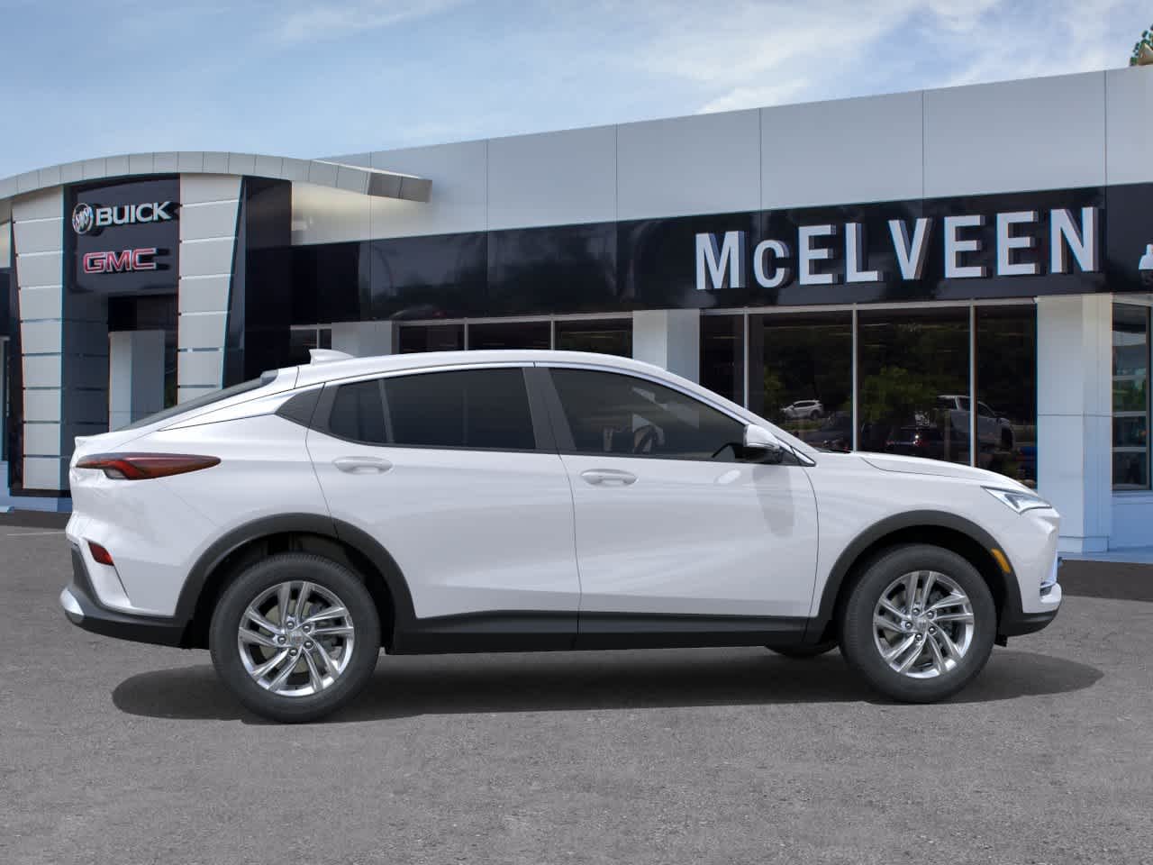 New 2026 Summit White Buick Preferred image 5