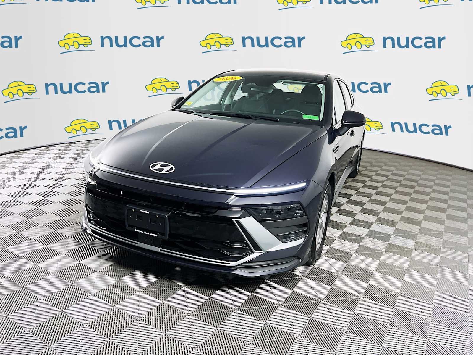 Used 2026 Carbon Blue Hyundai SE image 3