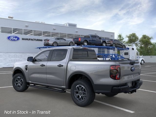 New 2026 Carbonized Gray Metallic Ford XLT image 4