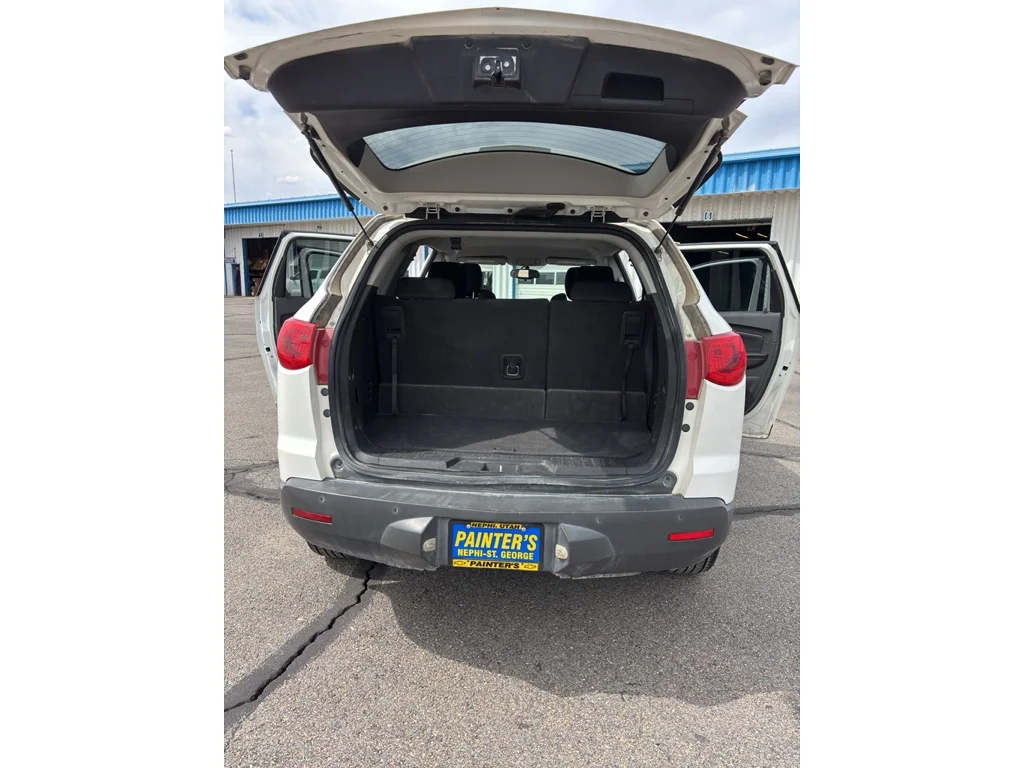 Used 2012 Whitewhite Chevrolet LT w/1LT image 6