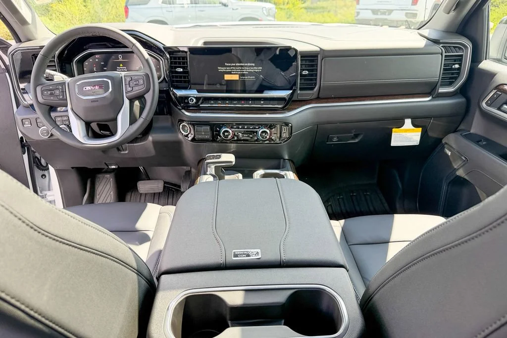 New 2026 Summit White GMC Elevation image 30