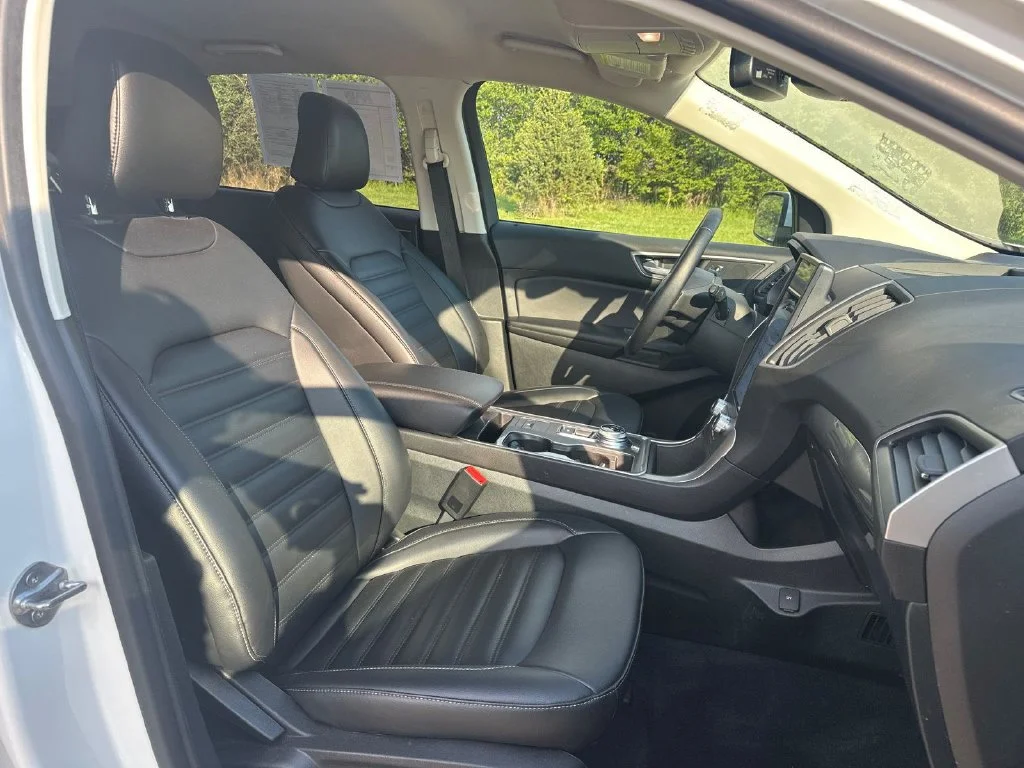 Used 2023 White Ford SEL image 20