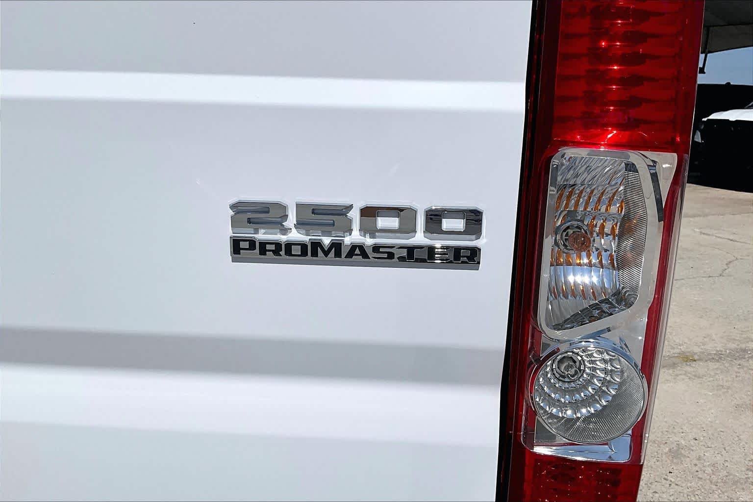 New 2027 Bright White Clearcoat RAM Tradesman image 16