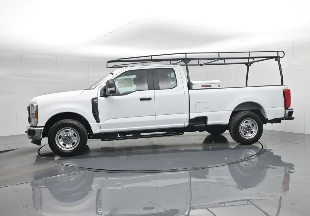 New 2026 White Ford XL image 29